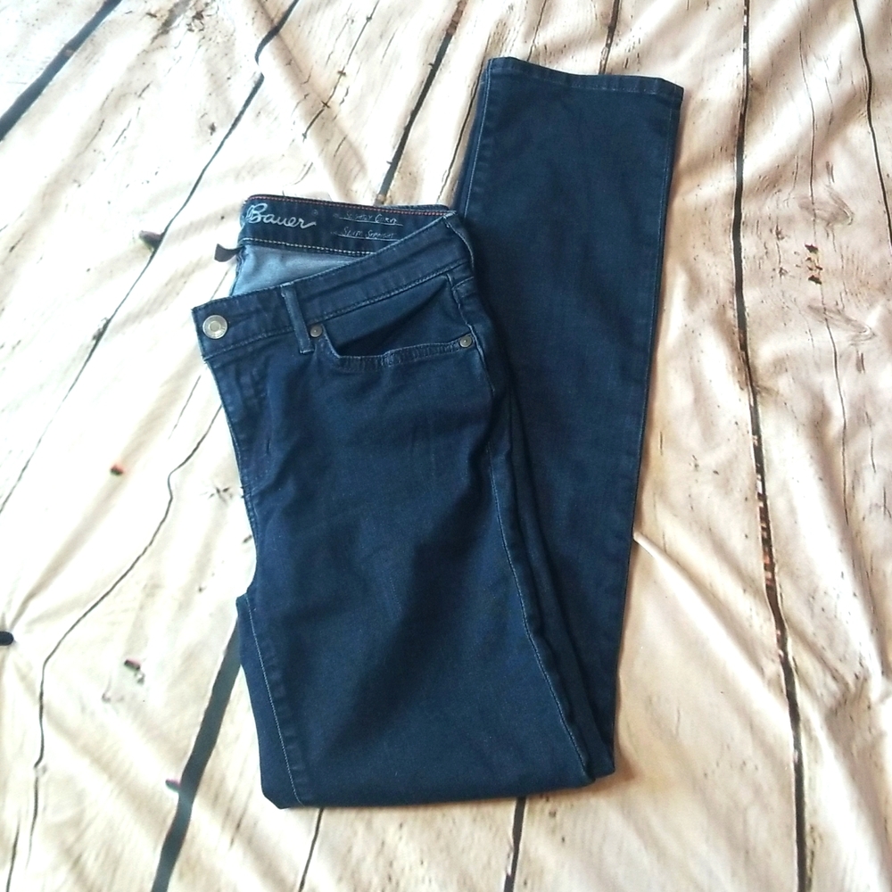 Nwot Eddie Bauer Slim Straight Slighty Curvy Dark Wash Jeans